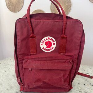 Fjallraven Kanken 16L Backpack